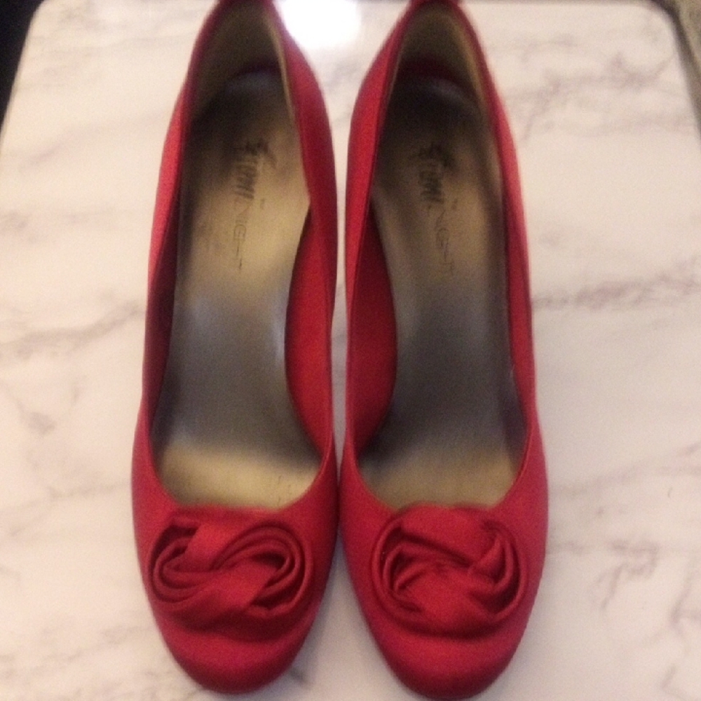 FIONI Night Heels - Vibrant Red Satin Heels
